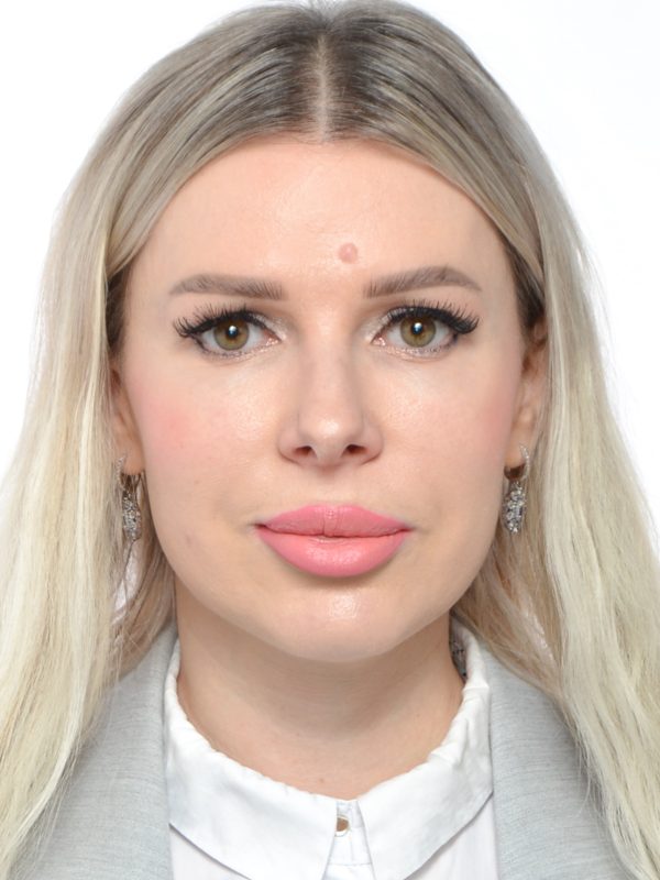 Оксана Стеблинська, Членкиня Правління